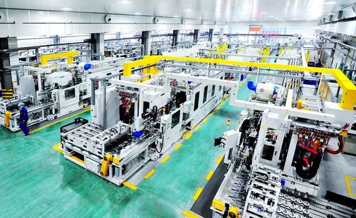 首家被取消新能源汽車產(chǎn)品申報(bào)資格的車企 浙商領(lǐng)袖的智能化技術(shù)研發(fā)之路